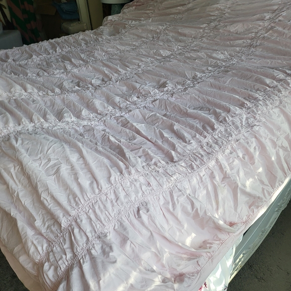 Simply Shabby Chic Pink Ruched Comforter Set - Picture 5 of 9